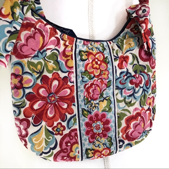 Vera Bradley Bag.    9️⃣ - Picture 3 of 7